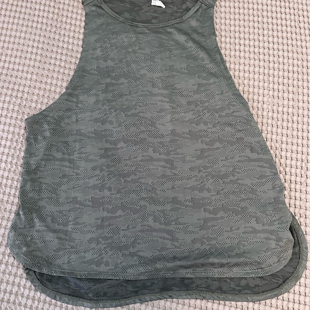Olive Green Sleeveless Camo Performance Tank Top Activewear